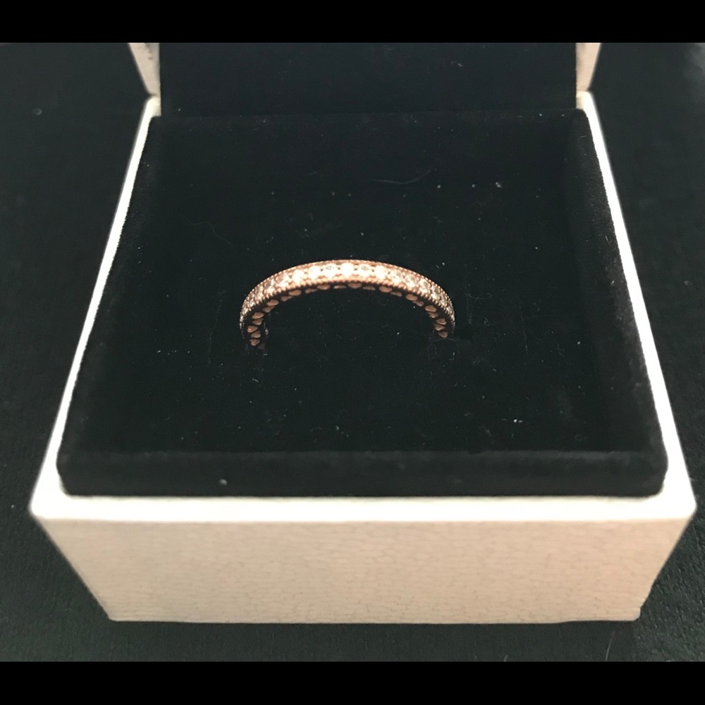 Hearts of Pandora Sz 6